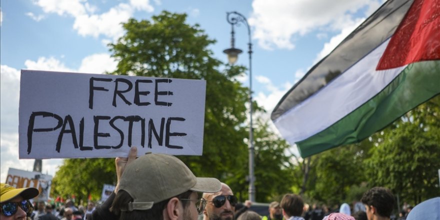 Almanya’daki Müslümanlar, Gazze’deki vahşeti önlemesi için hükümete çağrı yaptı