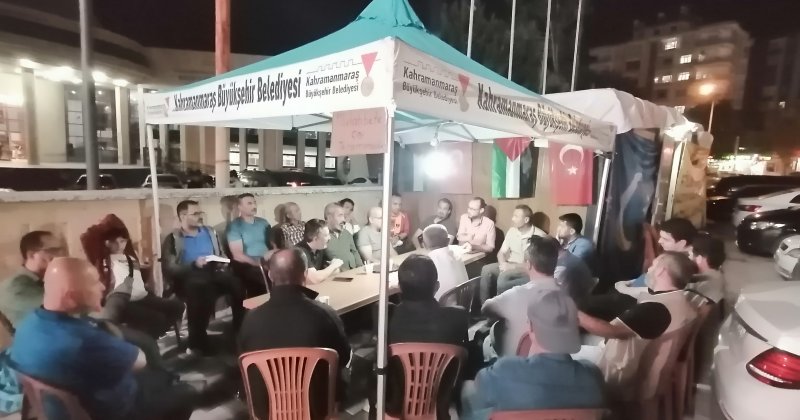 Kahramanmaraş'ta Gazze Nöbeti'nde Tefsir sohbeti yapıldı