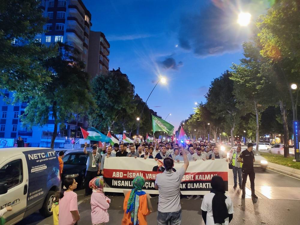 Kahramanmaraş’ta Nusayrat katliamı protesto edildi