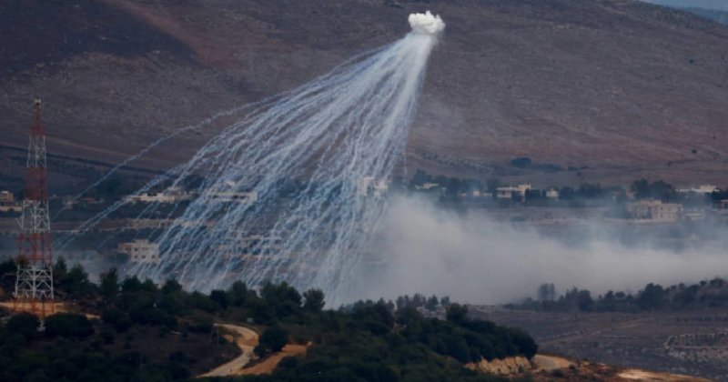 İsrail'in Lübnan'ın güneyine fosfor bombası saldırısı orman yangınlarına neden oldu