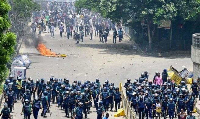 Bangladeşli Prof. Yunus: Bangladeş’teki katliamı durdurun