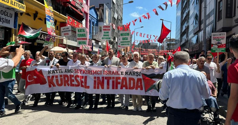 Zonguldak'ta yüzlerce kişi İsmail Haniye ve Gazze için yürüdü