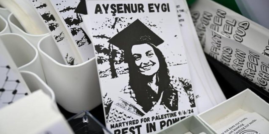 Ayşenur Ezgi Eygi bizi dalgınlığımızdan çekip alır mı?