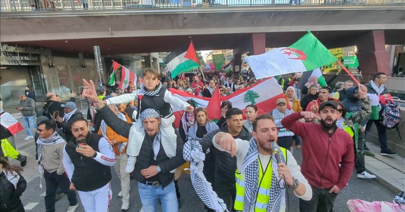 Katil İsrail'in Gazze ve Lübnan'a saldırıları İsveç'te protesto edildi