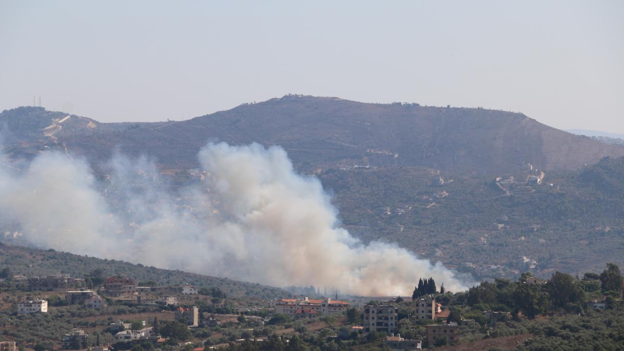 Lübnan ordusu, sınıra yakın bazı noktaları boşaltarak geri çekildi