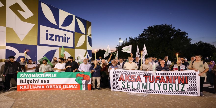 İzmir’de Aksa Tufanı selamlandı!