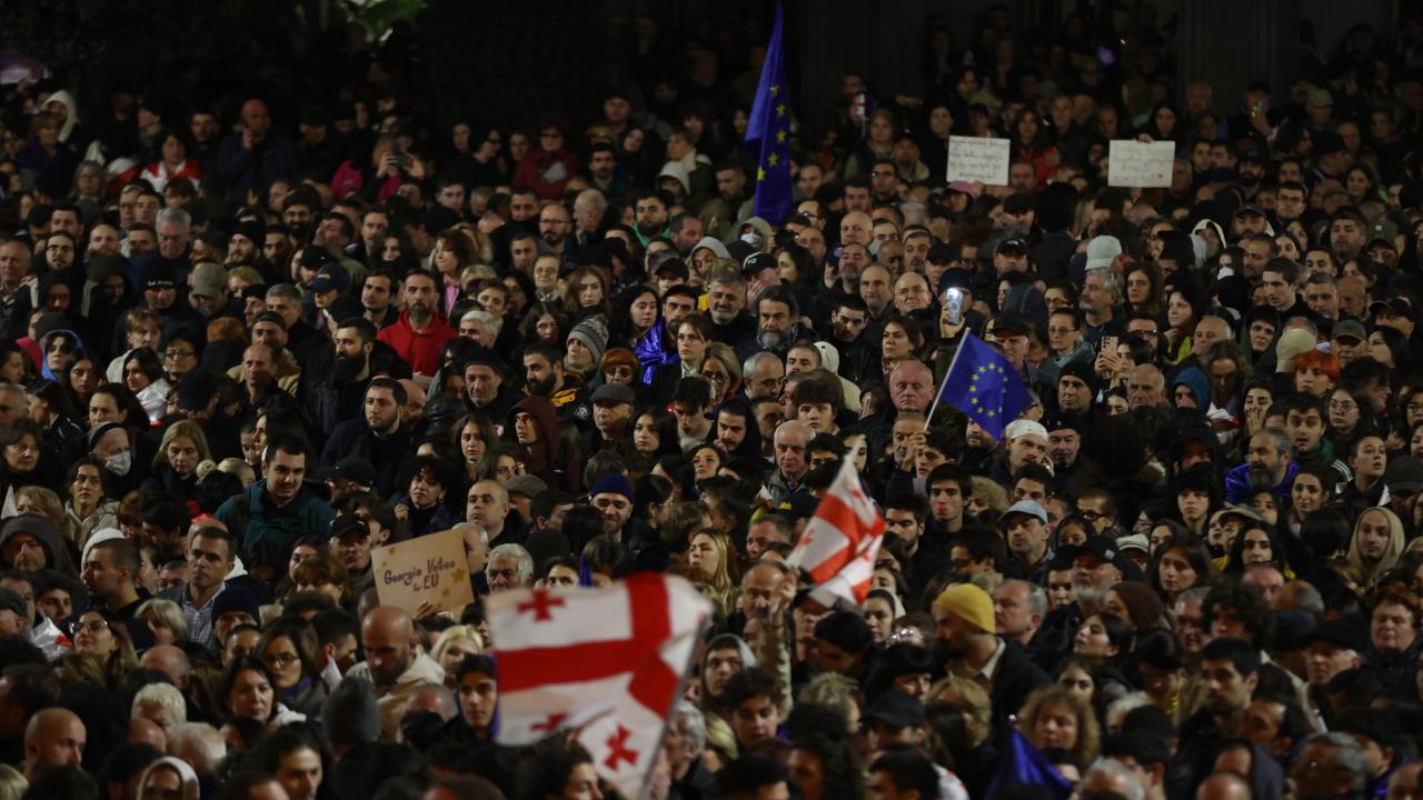 Gürcistan'da seçim protestosu