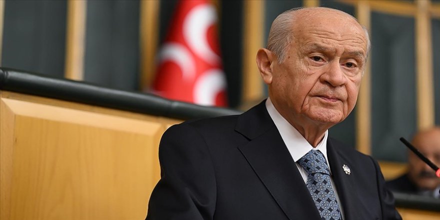 Bahçeli tarihi çağrısını yineledi: “Sözümün arkasındayım. Teklifimde ısrarlıyım!”