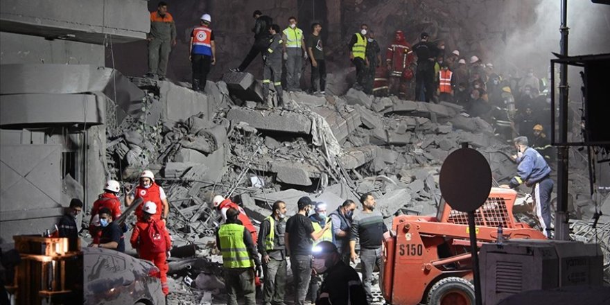 İşgalci İsrail ordusu, Beyrut'un şehir merkezine hava saldırısı düzenledi