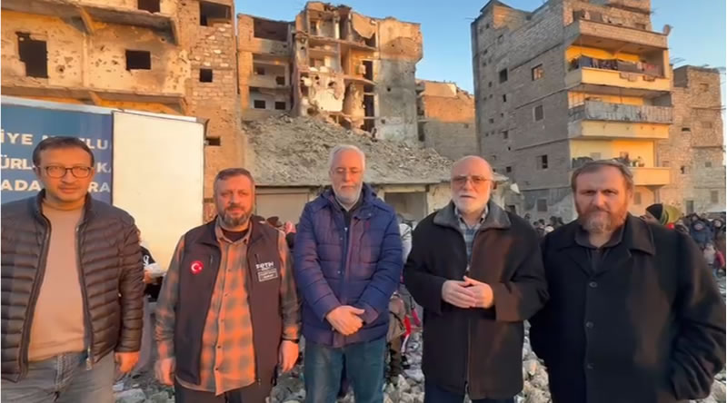 Özgür-Der ve Fetih Vakfı, Halep’te halka gıda yardımında bulundu