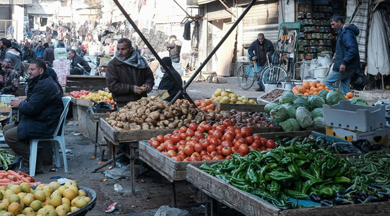 Suriye’de Lira piyasalarda toparlanırken düşen gıda fiyatları baskıyı hafifletiyor