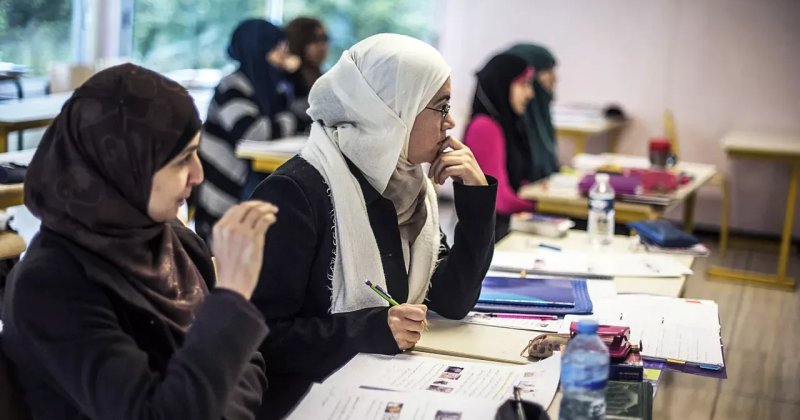 Avusturya’da kız çocuklarına başörtüsü yasağı getirilmesi planlanıyor