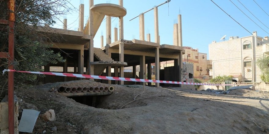 İran destekli grupların, Deyrizor'da kullandığı tüneller görüntülendi