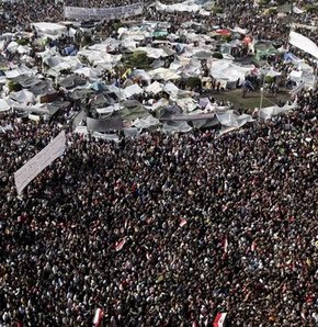 Tahrir: Mübarek Rejimi Tasfiye Edilmeli