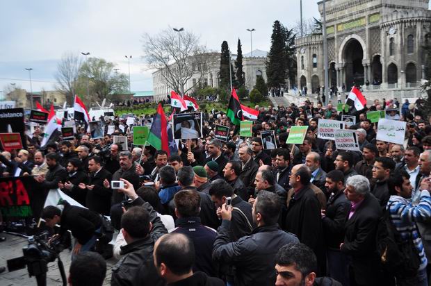 Suriye Yönetimi Beyazıt’ta Protesto Edildi