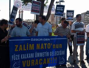 Sivasta NATO Füze Kalkanı Protesto Edildi