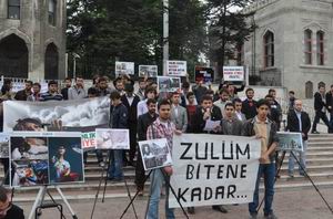 AGD Suriye’deki Zulmü Protesto Etti