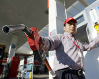 İranda Benzin 4 Kat Arttı
