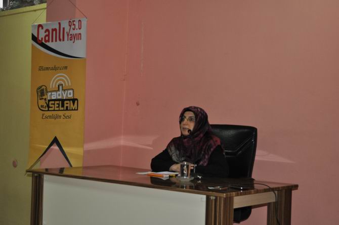 Diyarbakır'da "Müslüman Gençlikte İslami Bilinç" Semineri