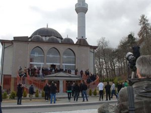 Avusturya'da "İslam Yasa Tasarısı" Tartışılıyor