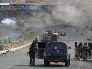 Yemen'de Çatışma: 32 Ölü