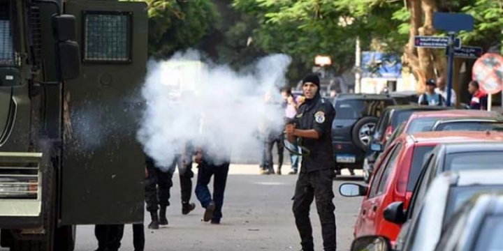 Mısır'da Polise Saldırı: 8 Ölü