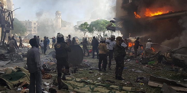 Rusya İdlib'e Saldırdı: 7 Sivil Hayatını Kaybetti!