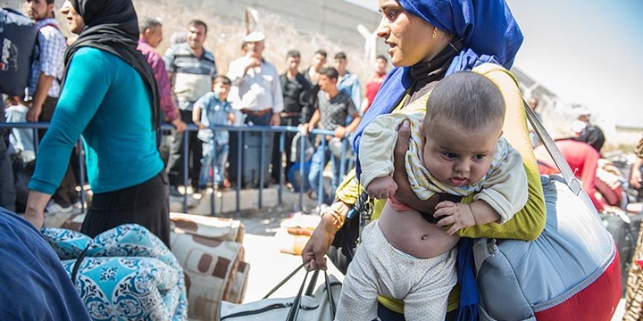 Bir Haftada Bin 700 Suriyeli Cerablus'a Geri Döndü