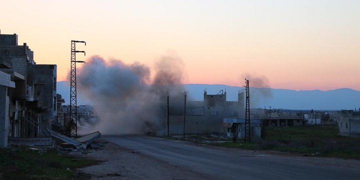 Esed Güçlerinden Hama'da Sağlık Merkezine 'Klor Gazlı' Saldırı