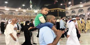 Mescid-i Haram ile Mescid-i Nebevi'de Fotoğraf ve Video Yasağı