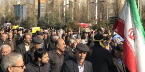 İran'da Kötü Çalışma Şartları Protesto Edildi