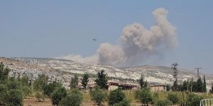 Katil Esed ve Hamisi Rusya İdlib ve Hama'da Sivil Yerleşimler ile Bir Okulu Vurdu