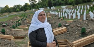 Srebrenitsa'nın "Adalet Savaşçısı" Annesi Unutulmadı