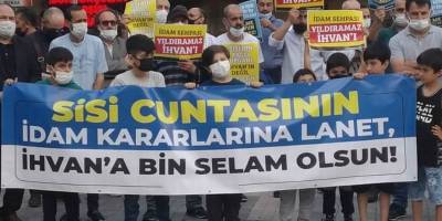 Bursa'da Sisi cuntasının idam kararları protesto edildi