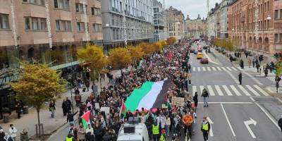 İsveç'te katil İsrail'in Gazze'ye yönelik saldırıları protesto edildi