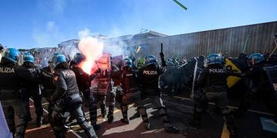 İtalya'da İsrail'i protesto etmek isteyen göstericiler ile polis arasında arbede çıktı