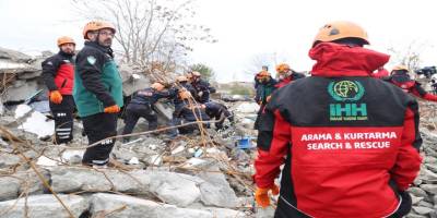 Toplumsal acı dinin kolektif eylemleriyle iyileştirildi...