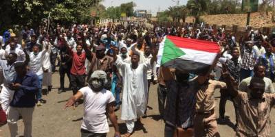 Sudan Savaşı'nın birinci yılında gelişmeler neye işaret ediyor?