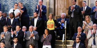 ABD Kongresinde Netanyahu'yu protesto eden esir yakınları mahkemeye çağrıldı