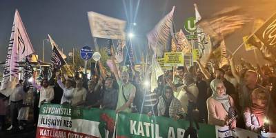 Katil ABD’nin savaş gemisi İzmir'de protesto edildi!