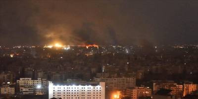 Katil İsrail Beyrut'a gece saatlerinde 30 hava saldırısı düzenledi