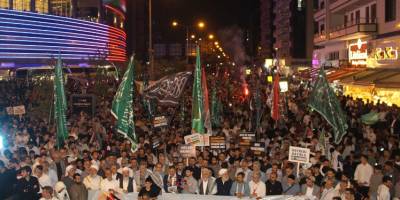 Aksa Tufanı'nın yıldönümünde on binlerce Diyarbakırlı Gazze'ye desteğini haykırdı