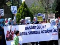 GOPtaki Başörtüsü Yasağına Protesto