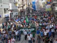 Kuranın Yakılmasına Taksimde Protesto