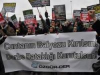 Silivri’de Özgür-Der’den Balyoz Protestosu