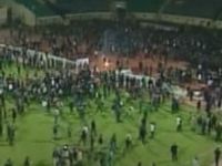 Mısırda Futbol Maçında Dehşet: 74 Ölü