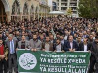 Peygamber’e Hakaret Afişleri Van’da Protesto Edildi