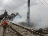 Mültecilere Gaz Bombalı ve Tazyikli Su İle Müdahale