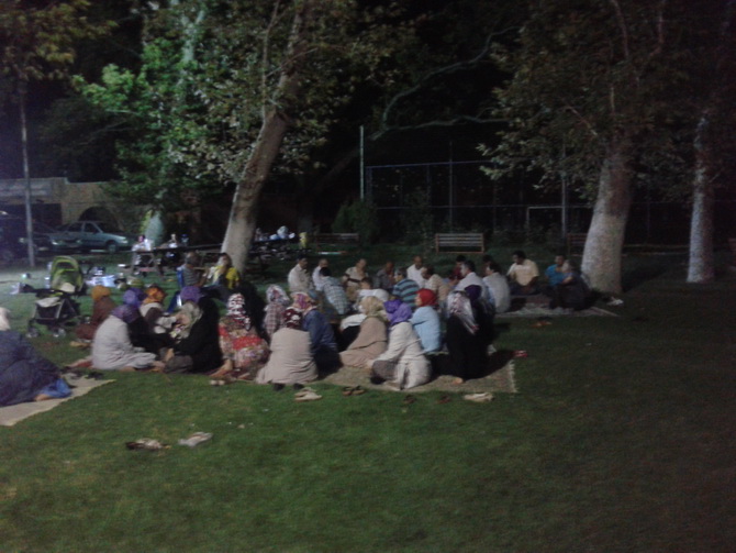 akhisar-iftar-20120814-03.jpg