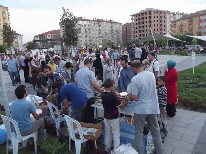 cortum-iftar-20130714-04.jpg